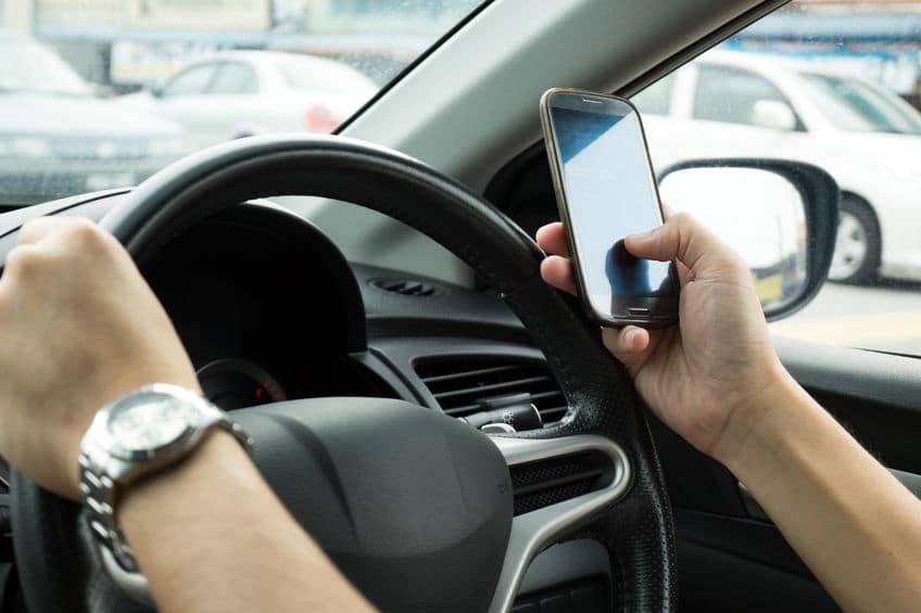 Texting Avoid Distracted Driving | Marietta Wrecker Service